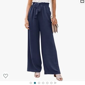 High waisted wide leg pant in blue. Size large.
